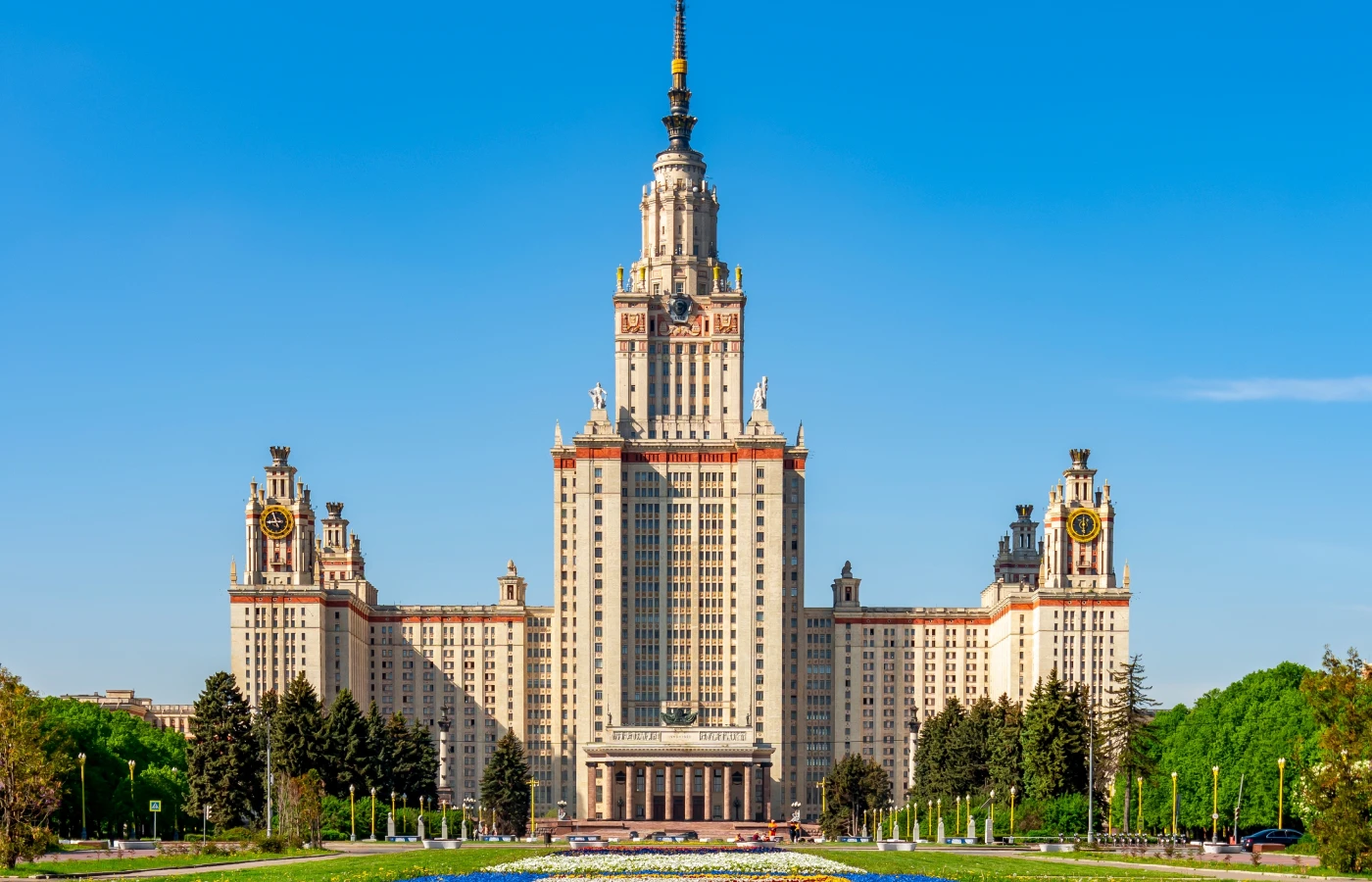 Отели Москвы 2025