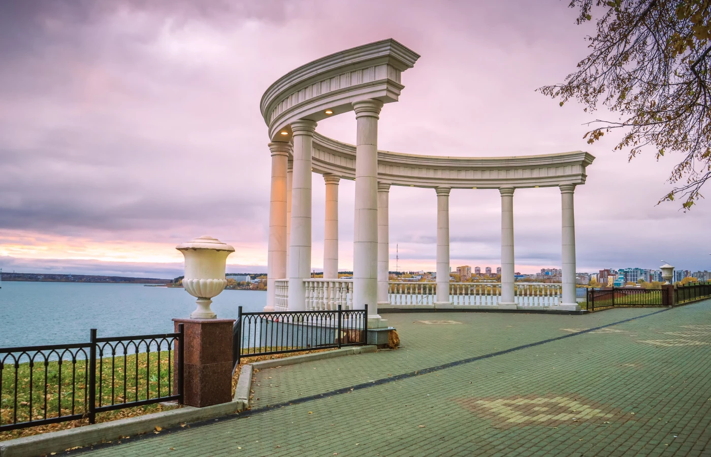 Отели Ижевска 2025