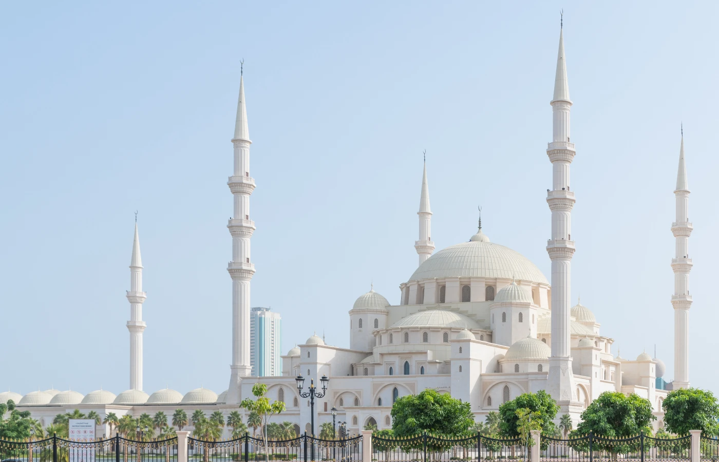 Отели Шарджи 2025