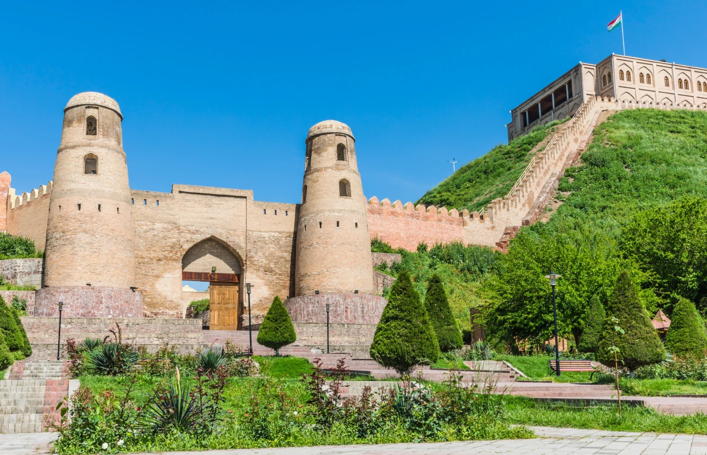 Отели Таджикистана из Иркутска